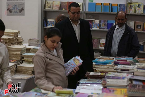 تنوع الزوار يضيف حيوية جميلة للمكان