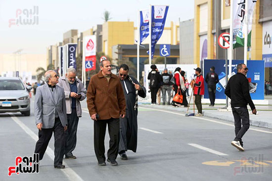 حضور قوي يعكس اهمية المعرض