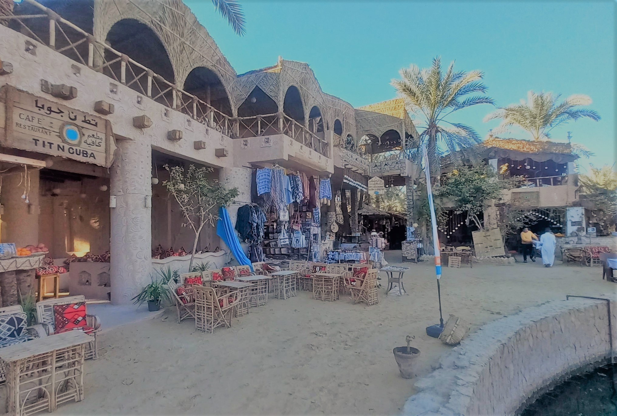 منطقة عين كليوباترا السياحية - سيوة منطقة عين كليوباترا السياحية - سيوة