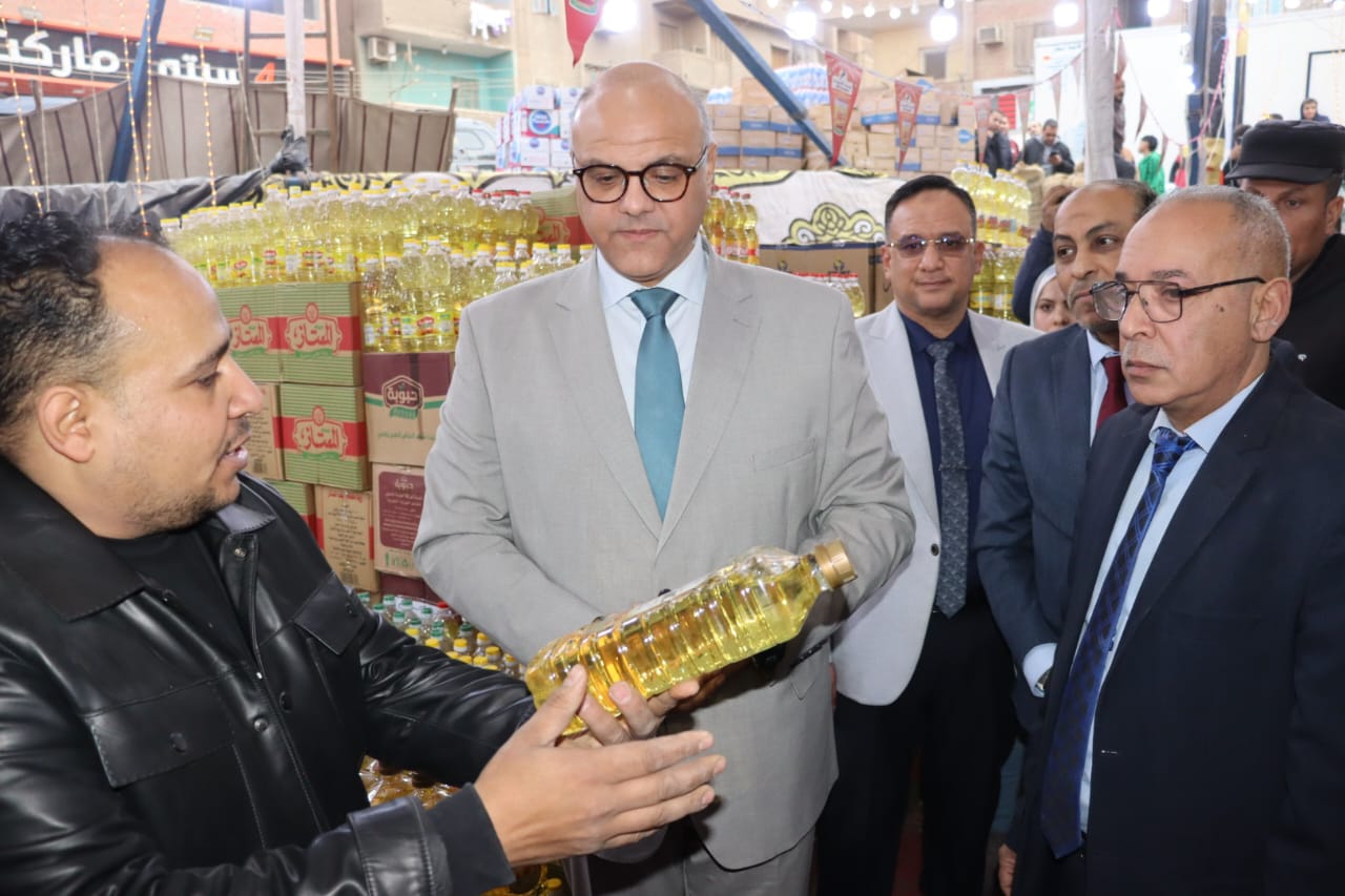 الزيت بالمعارض الزيت بالمعارض