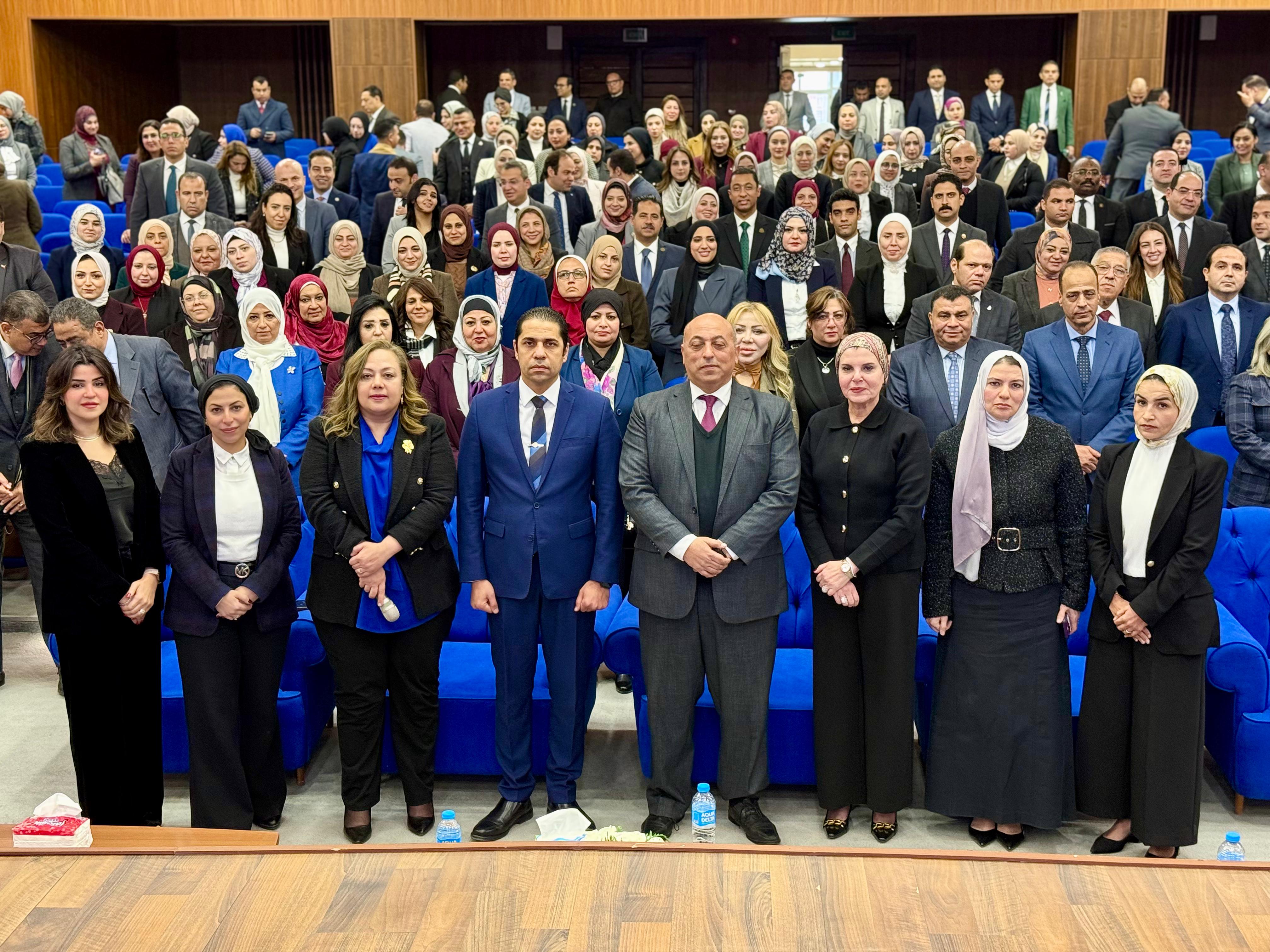 النيابة الإدارية تنظم يومًا تدريبيًا حول التحول الرقمي والأمن السيبراني (2)