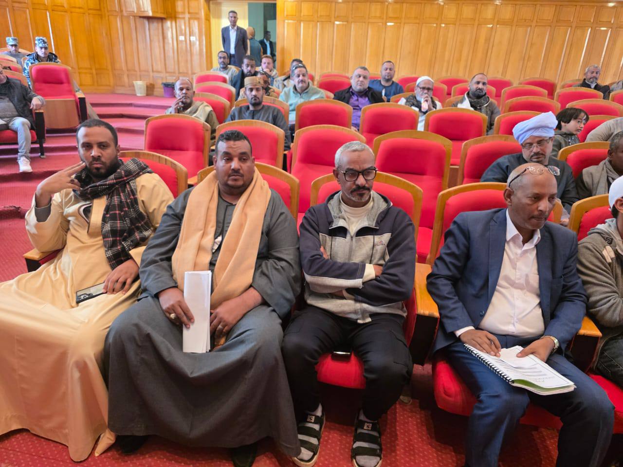 فعاليات مزاد وبيع 10 محلات تجارية بمبلغ 20 مليون جنيه لجذب الاستثمار بطيبة فعاليات مزاد وبيع 10 محلات تجارية بمبلغ 20 مليون جنيه لجذب الاستثمار بطيبة