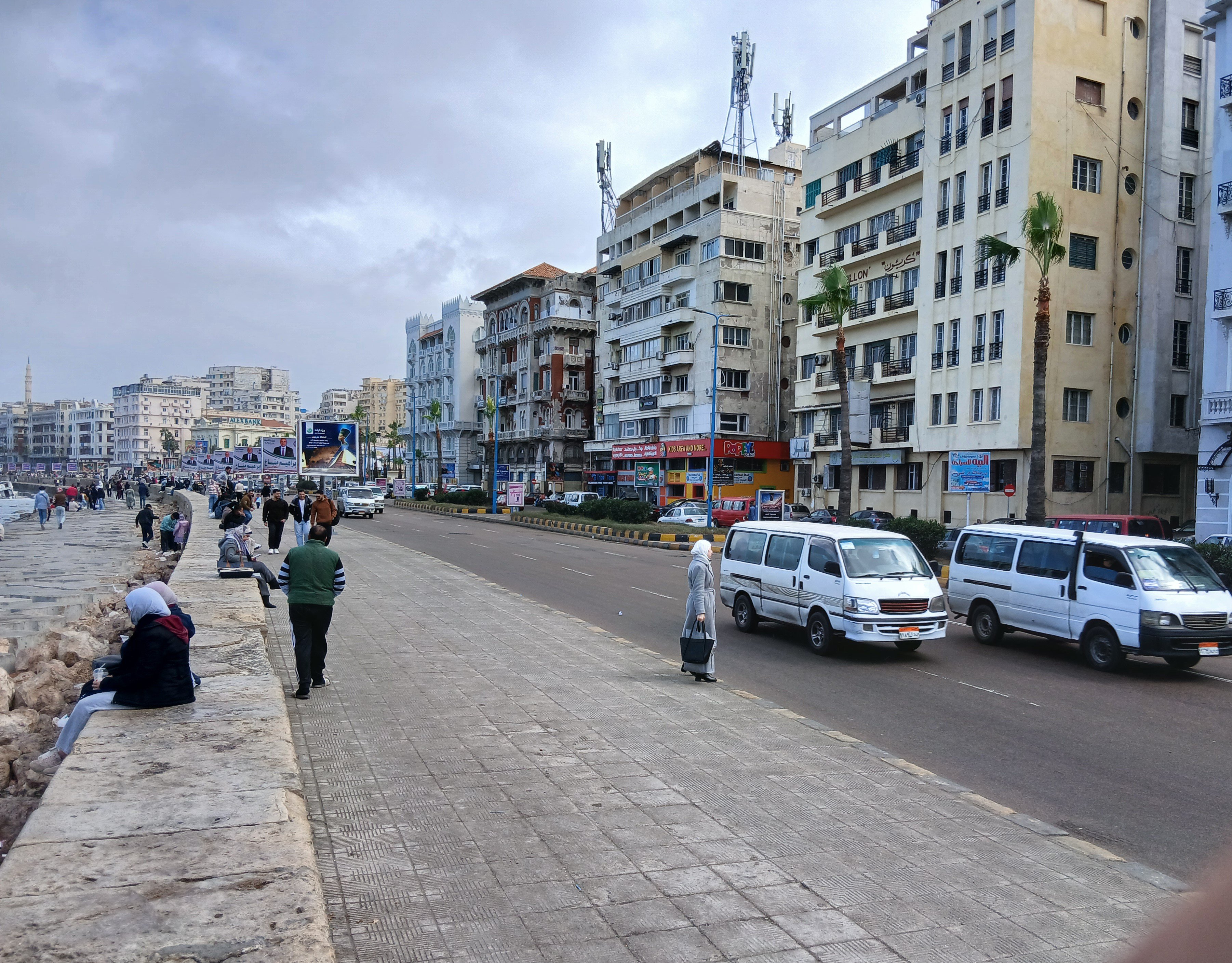 درجات الحرارة بالإسكندرية درجات الحرارة بالإسكندرية