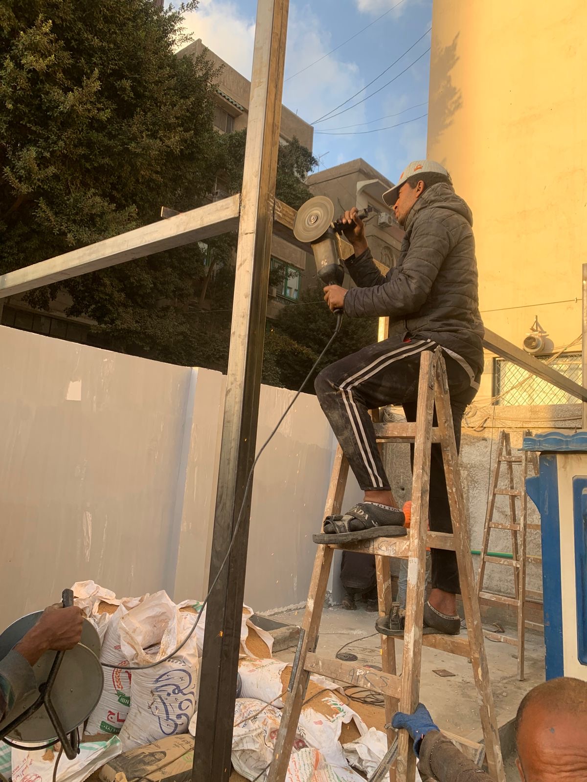 عملية إزالة الجمالون