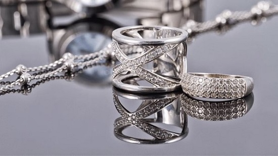 تفسير الحلم بالفضة تفسير الحلم بالفضة