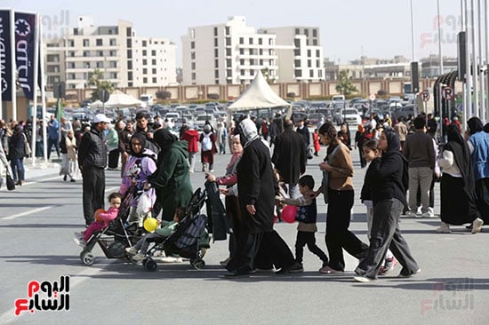 حضور كثيف يعكس وعي الجمهور