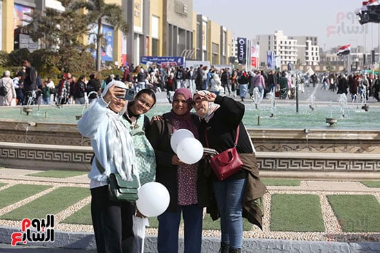 المعرض يجمع محبي المعرفة