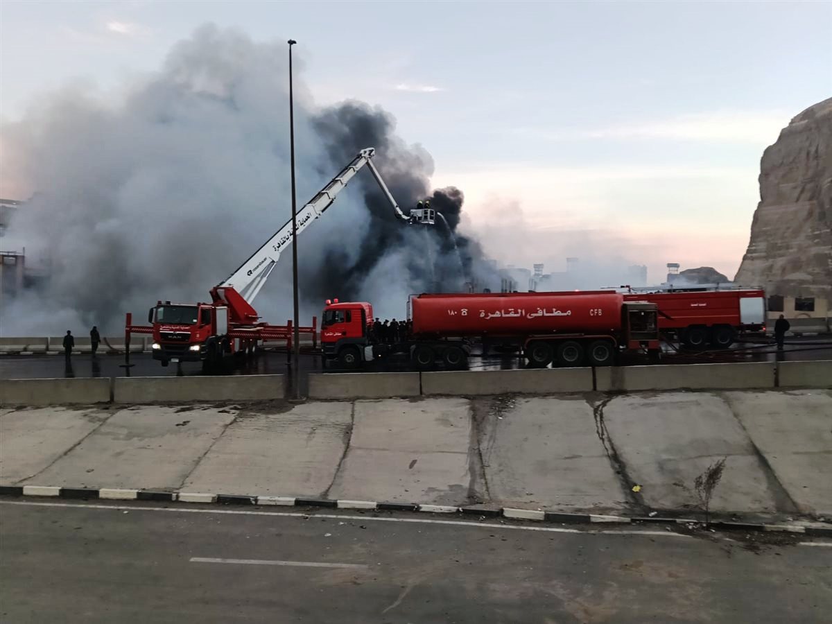 إخماد حريق داخل 3 منازل فى منشأة ناصر (1)