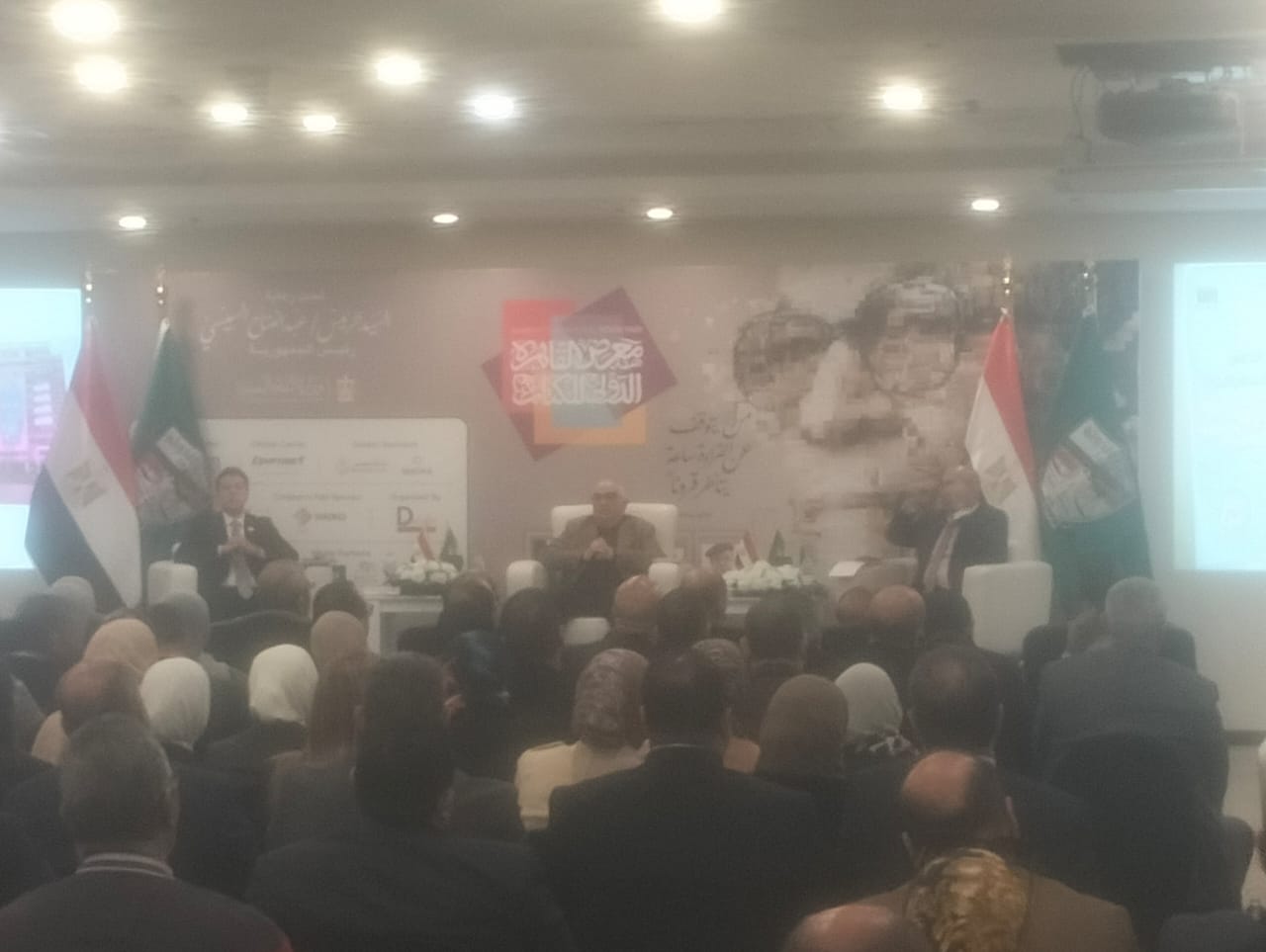 64b44361-e98e-4542-9122-c0569a8dc128