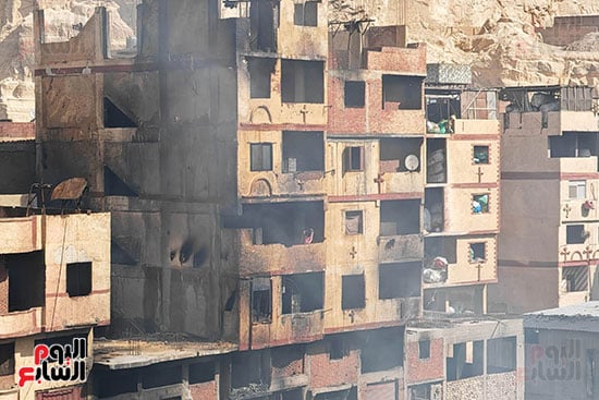 توثيق اثار الحريق بالمكان