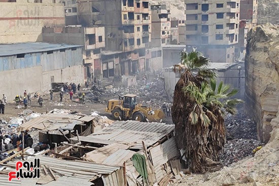 المنطقة بعد السيطرة على النيران