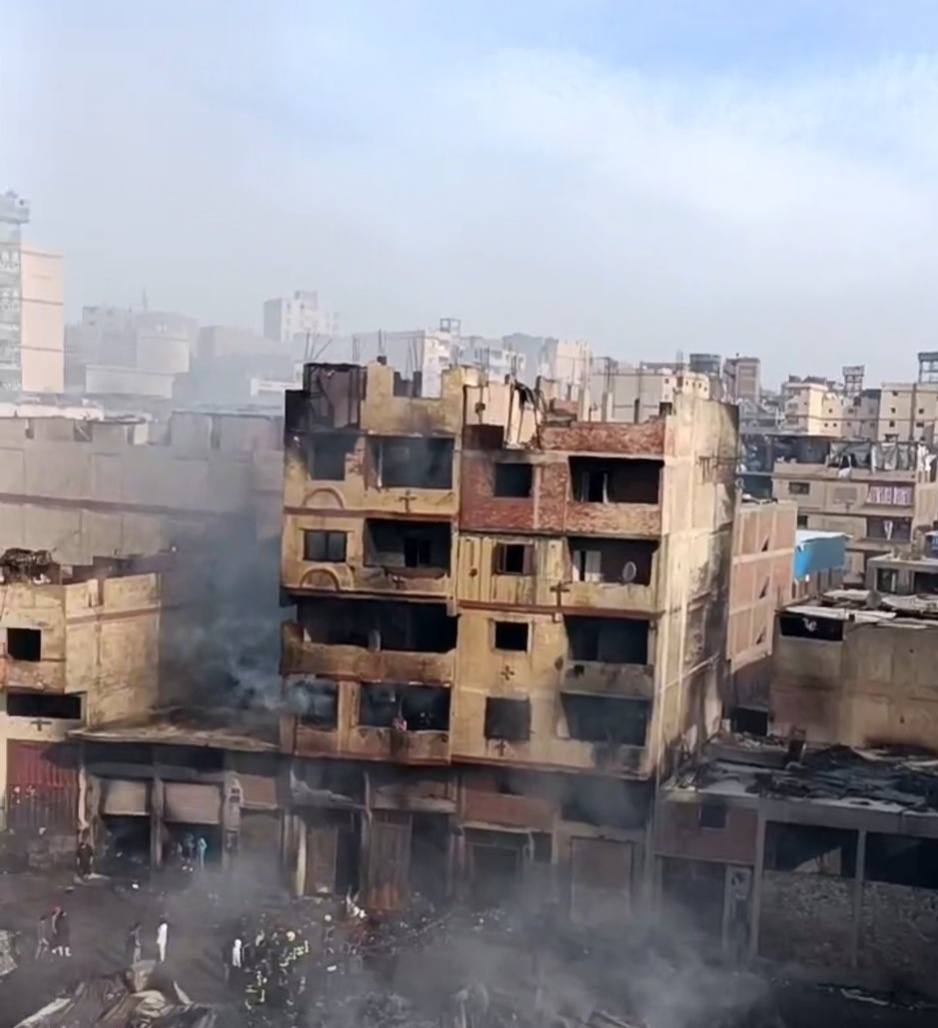 شاهد اثار حريق 4 منازل فى منشأة ناصر (2)