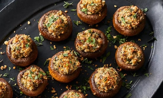 طريقة عمل الفطر المحشو