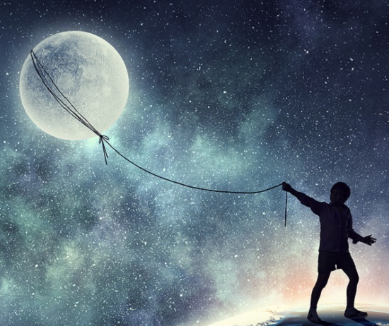القمر في الحلم