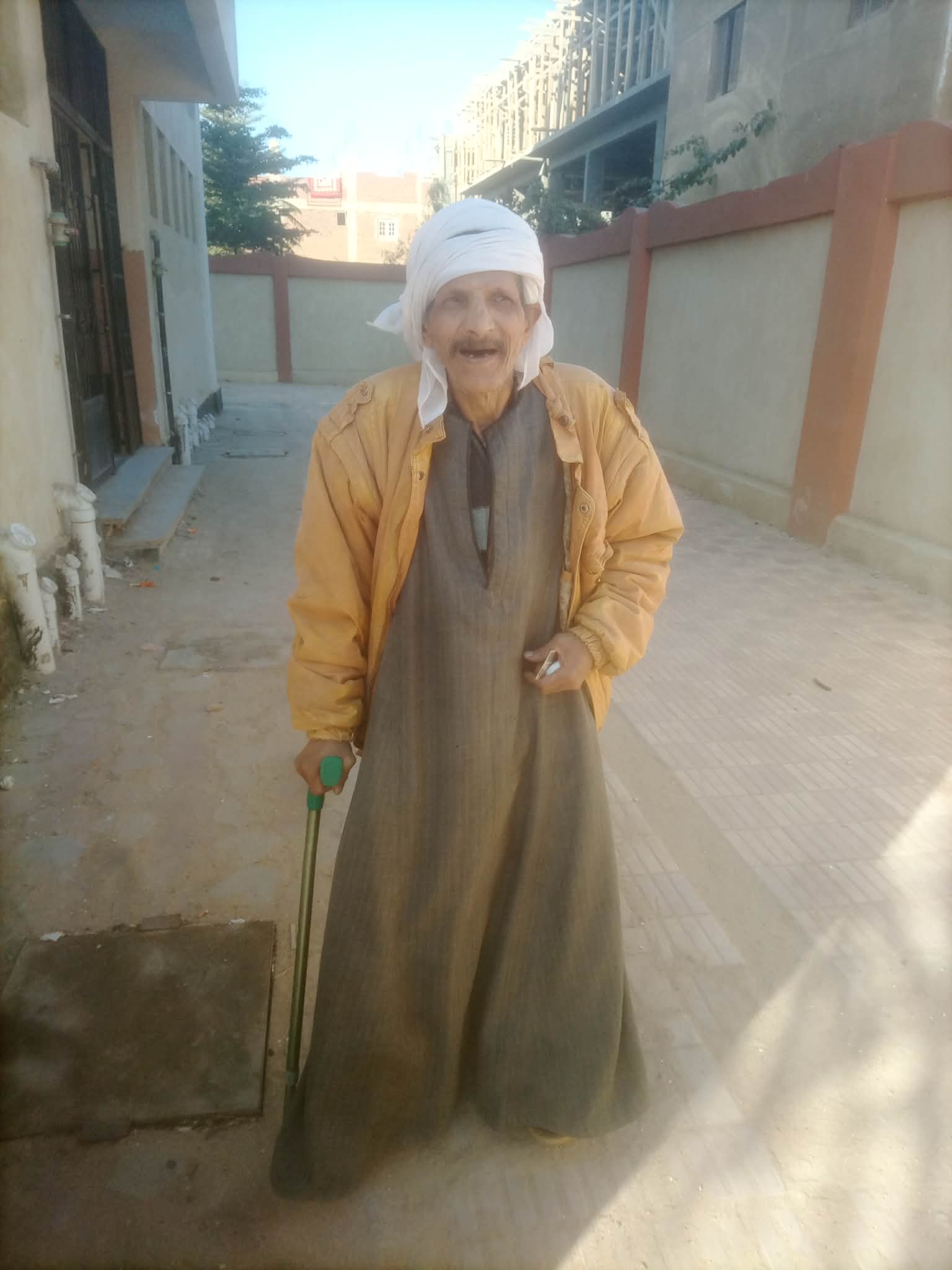 أحد كبار السن