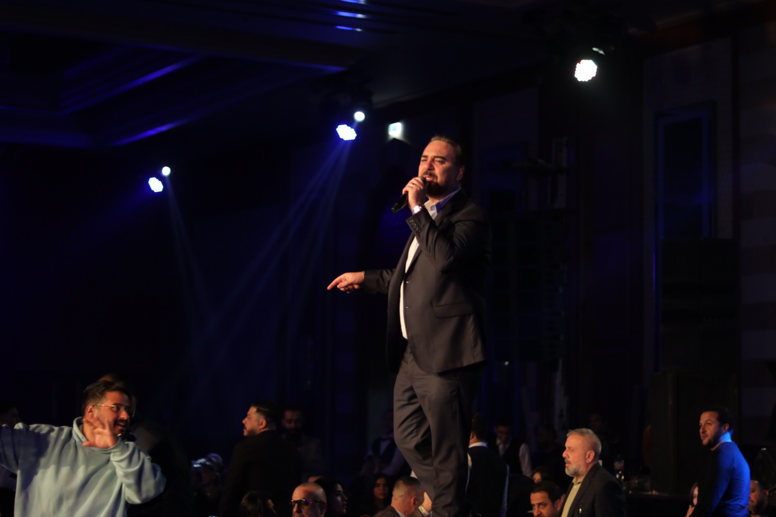 حفل وائل جسار