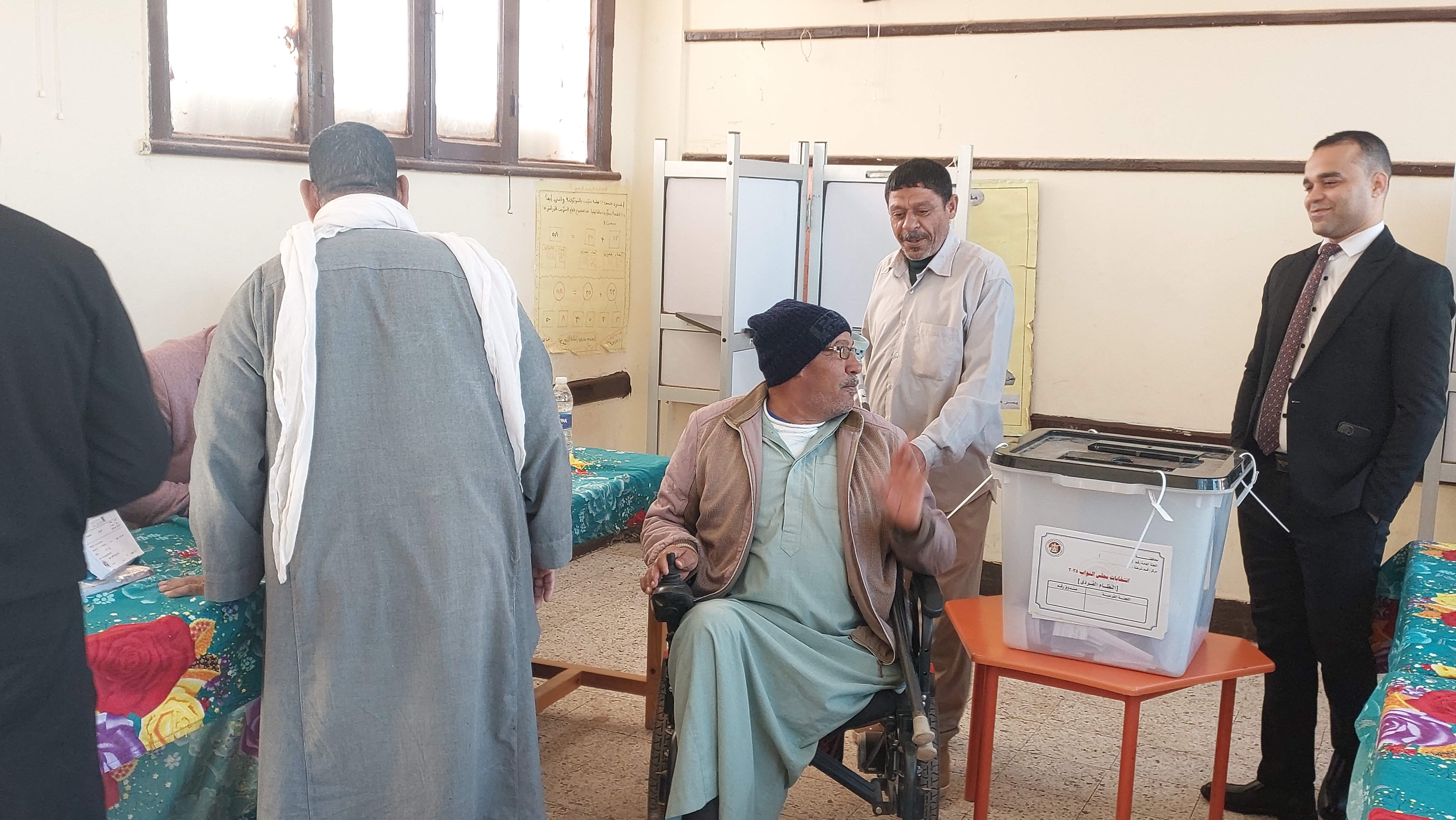 الانتخابات البرلمانية في مركز بلاط