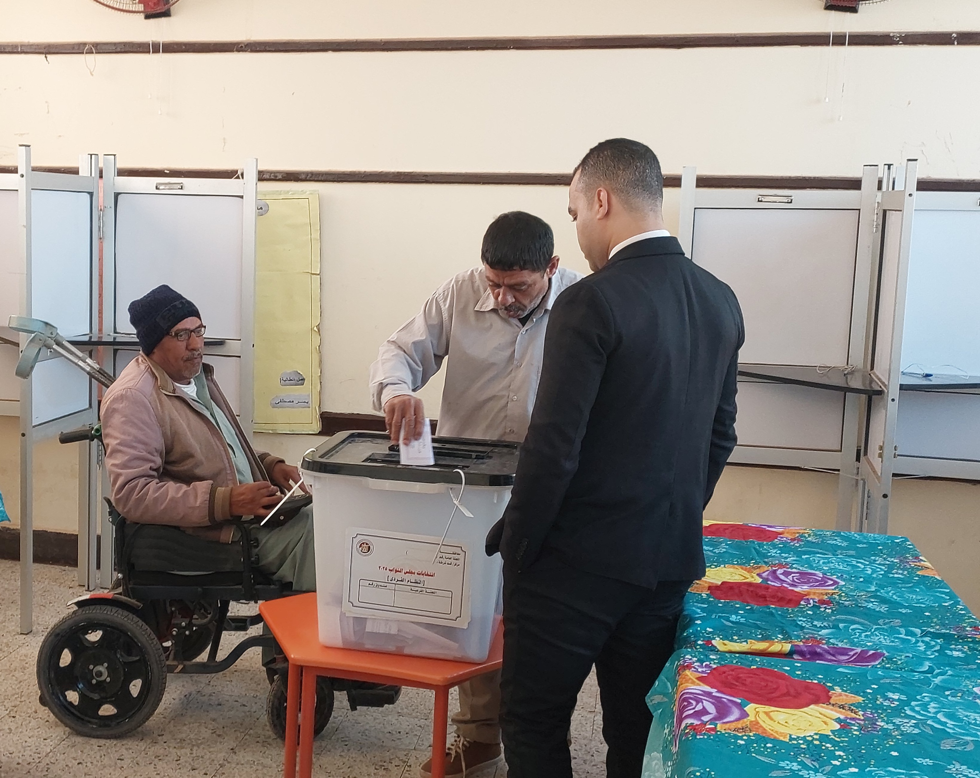 الانتخابات البرلمانية في مركز بلاط