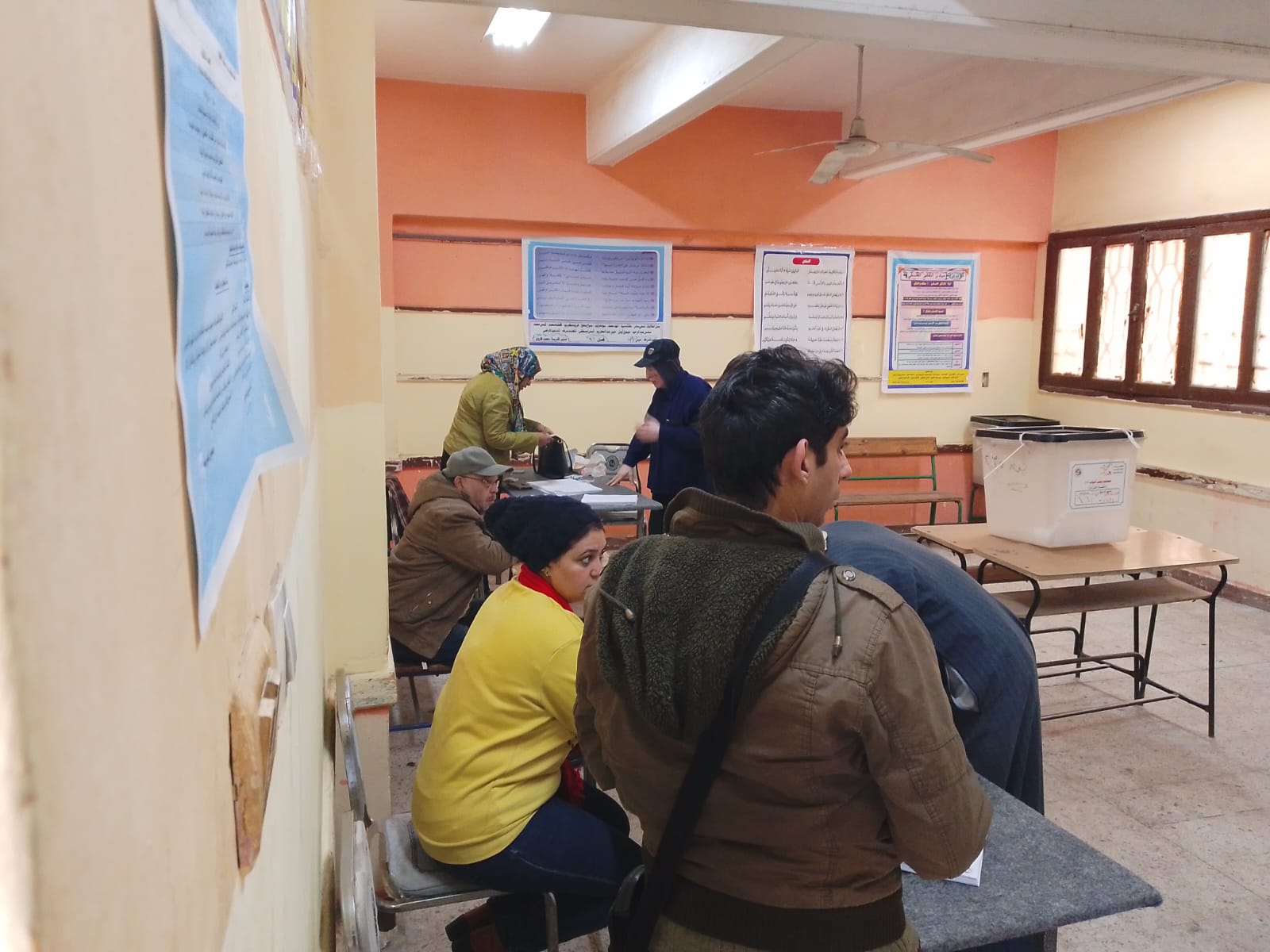 لجنة انتخابية في الوراق