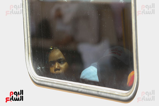 قطار عودة السودانيين طواعية ينطلق من محطة مصر إلى أسوان (18)