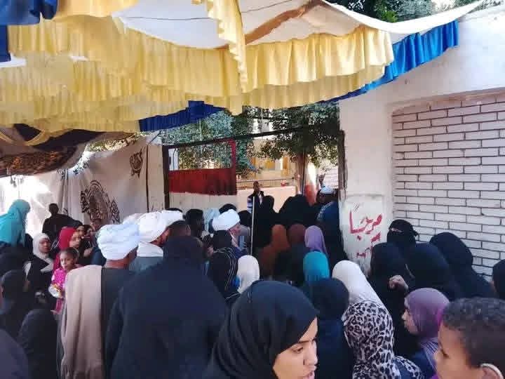 إقبالًا متزايدًا من المواطنين خلال الفترة المسائية