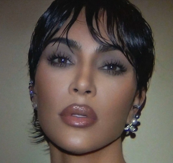 قصة الشعر القصير