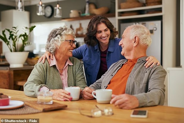 إزاى بتساعد تربية البنات في حماية والديهم من الخرف؟