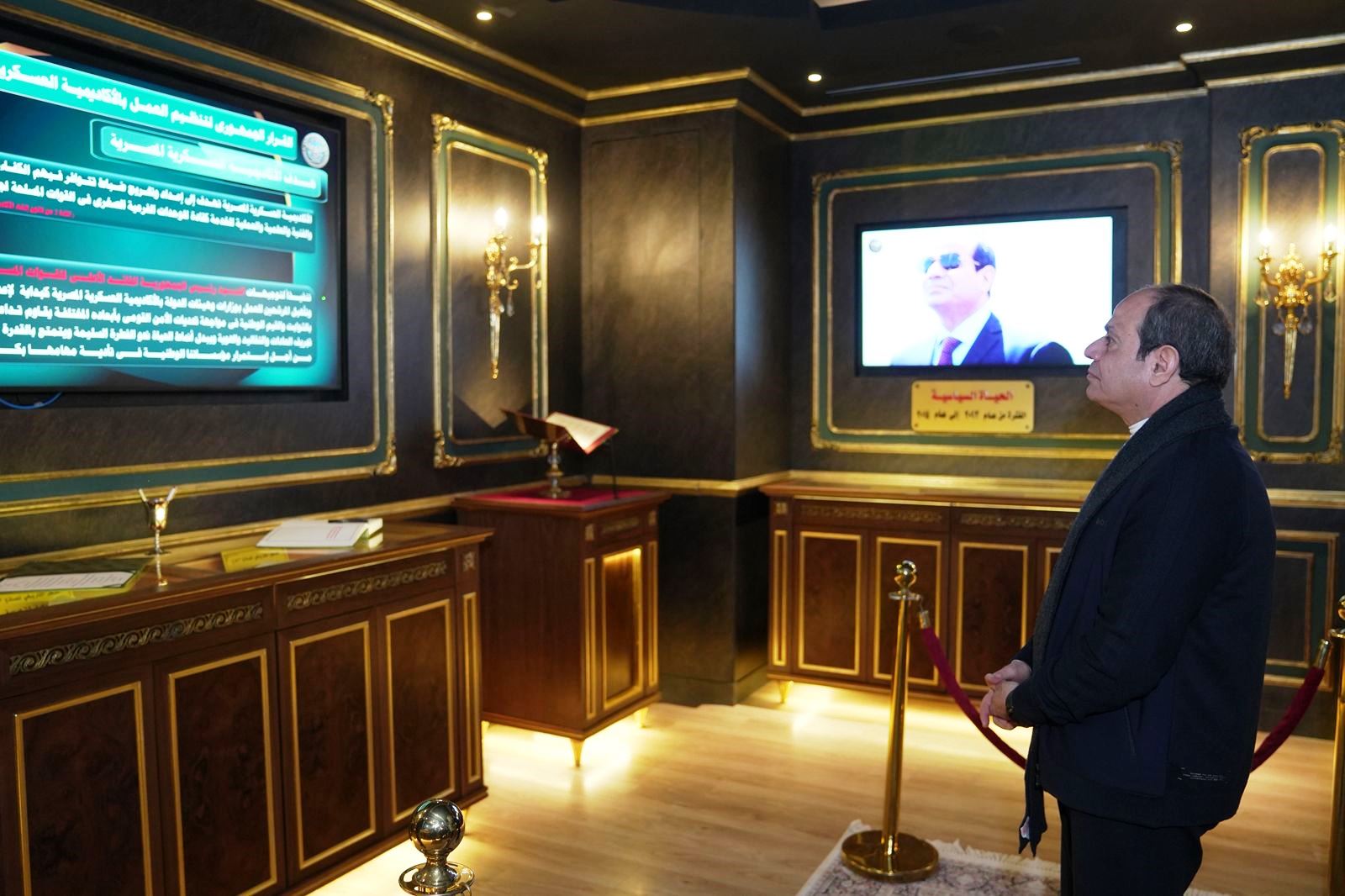 الرئيس عبد الفتاح السيسى الرئيس عبد الفتاح السيسى