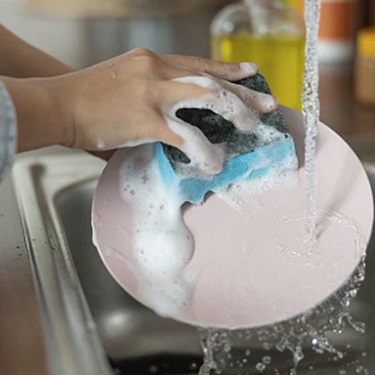 كيفية تنظيف الاواني