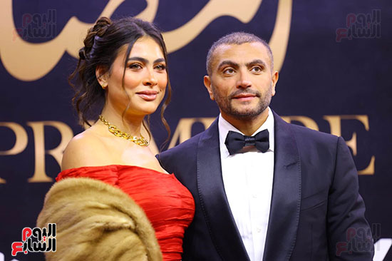 هاجر وزوجها