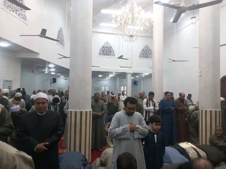 افتتاح مسجدي العتيق والعمرى في قرى مدينتي القرنة وإسنا