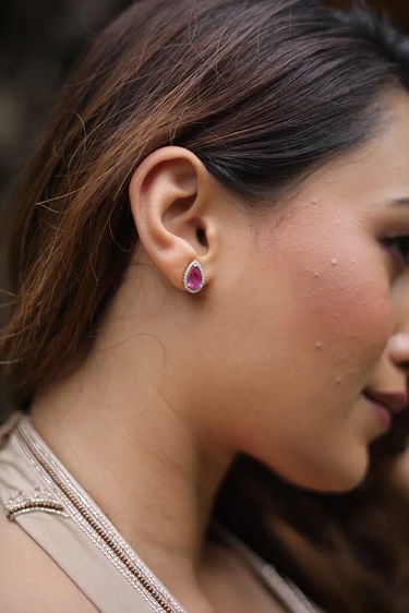 اقراط الماس