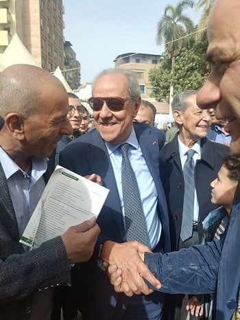 منير فخرى عبد النور (2)