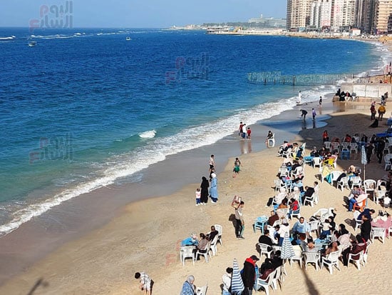 متعة-الشواطئ-فى-الشتاء متعة-الشواطئ-فى-الشتاء