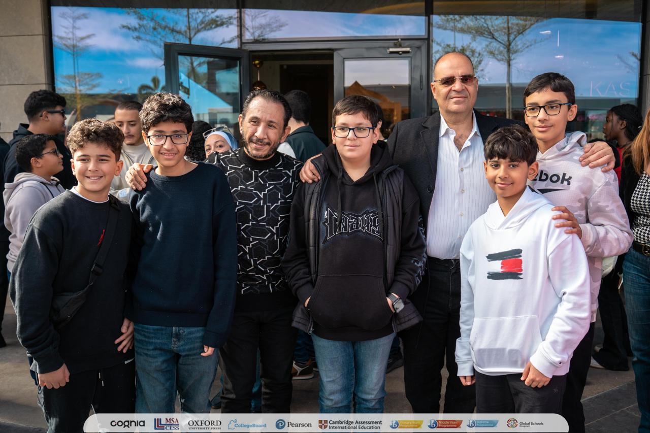 طلاب مدارس جلوبال بارادايم