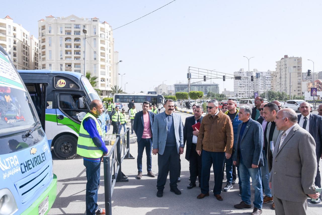  جاهزية وسائل النقل البديله لترام الرمل بالإسكندرية أثناء التطوير (4)