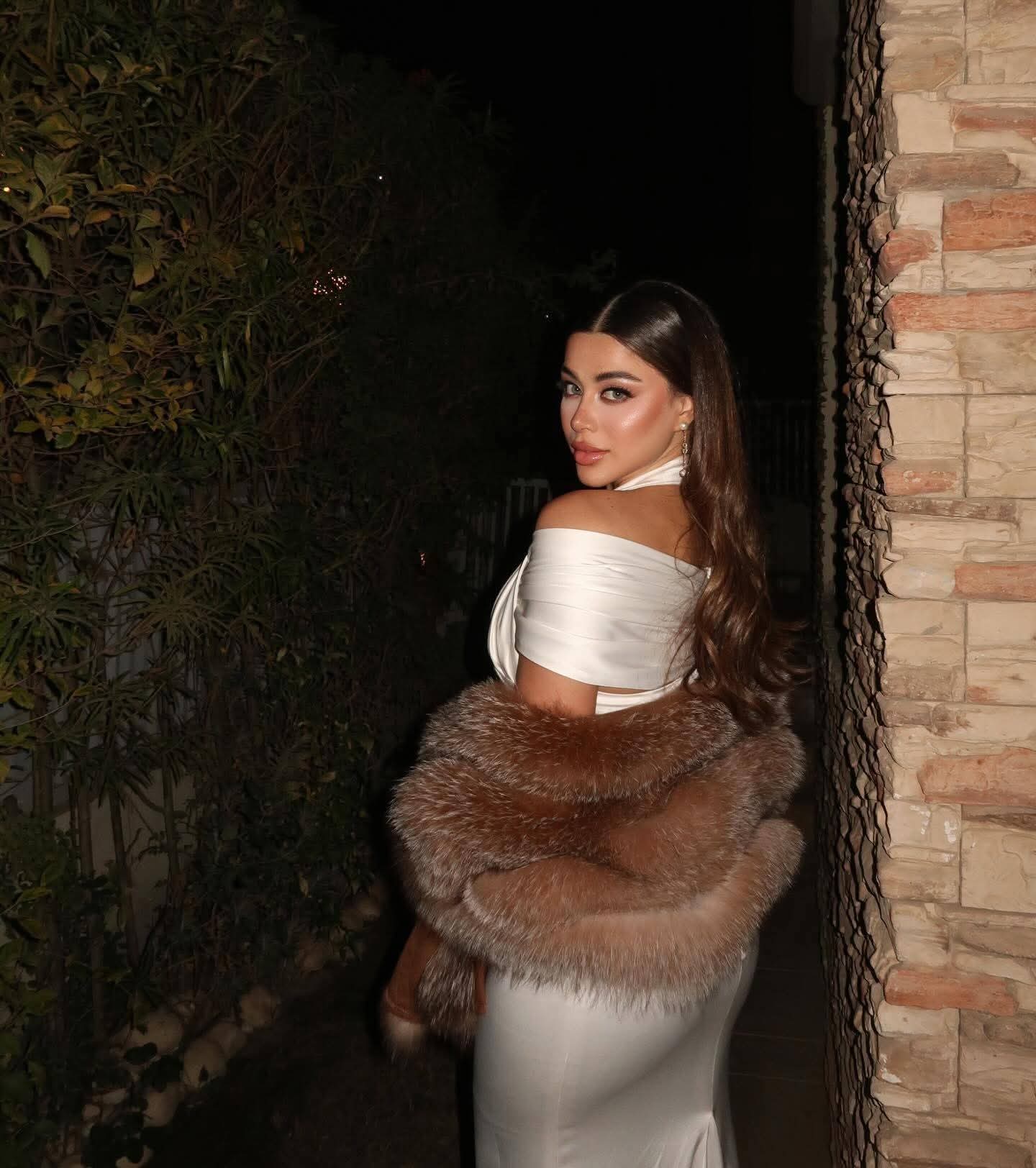 الفنانة الصاعدة يارا السكرى