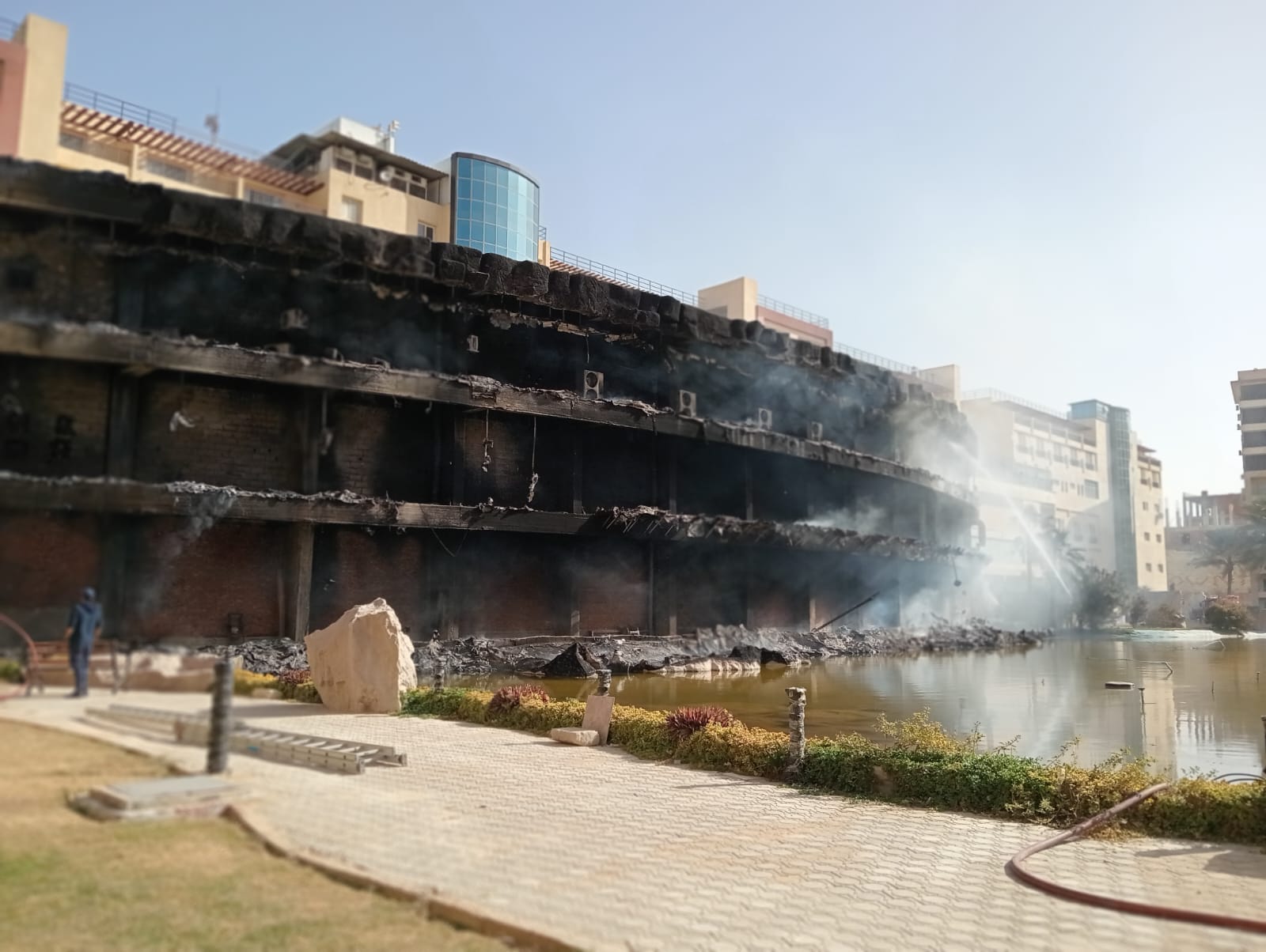 احماد حريق التهم متجر جملة وشاليه بالساحل الشمالي احماد حريق التهم متجر جملة وشاليه بالساحل الشمالي