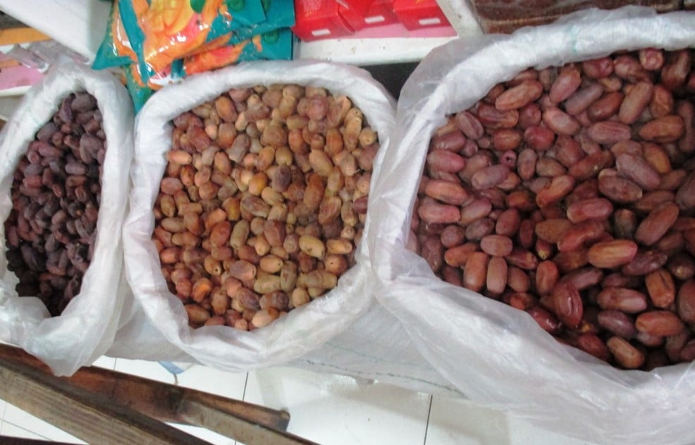 توفير البلح الاسواني بجانب السيوي