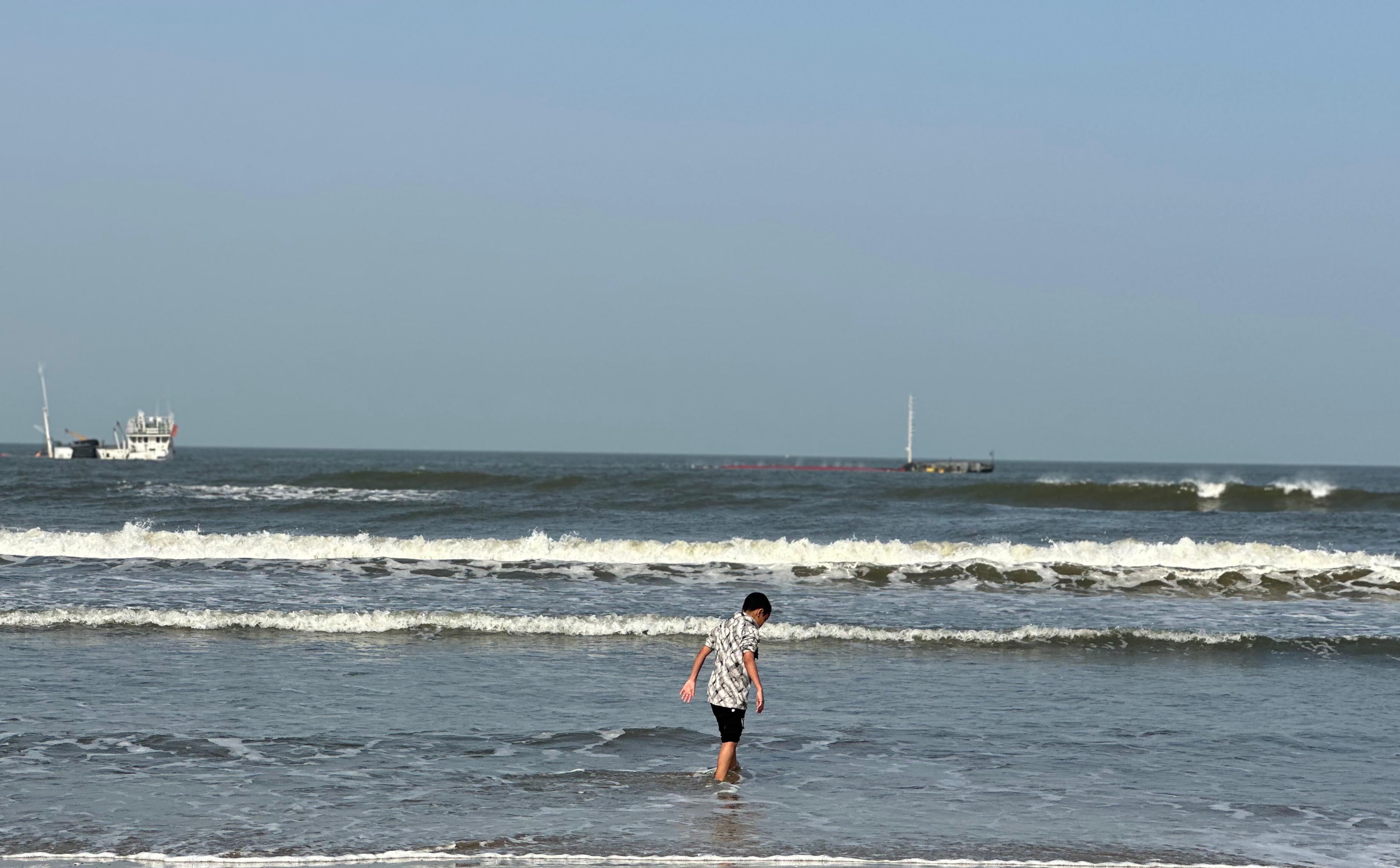 السفينة اليوم الجمعة بسواحل بورسعيد