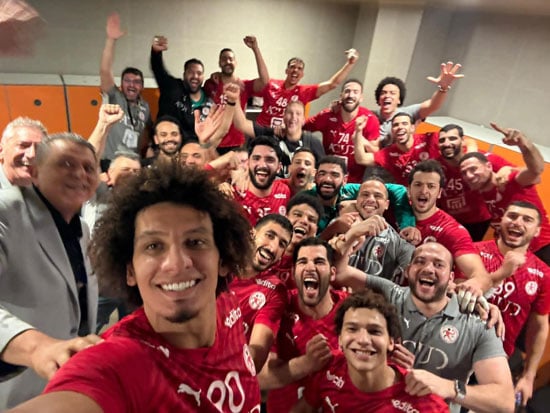 أحتفال رجال اليد ببطولة أفريقيا