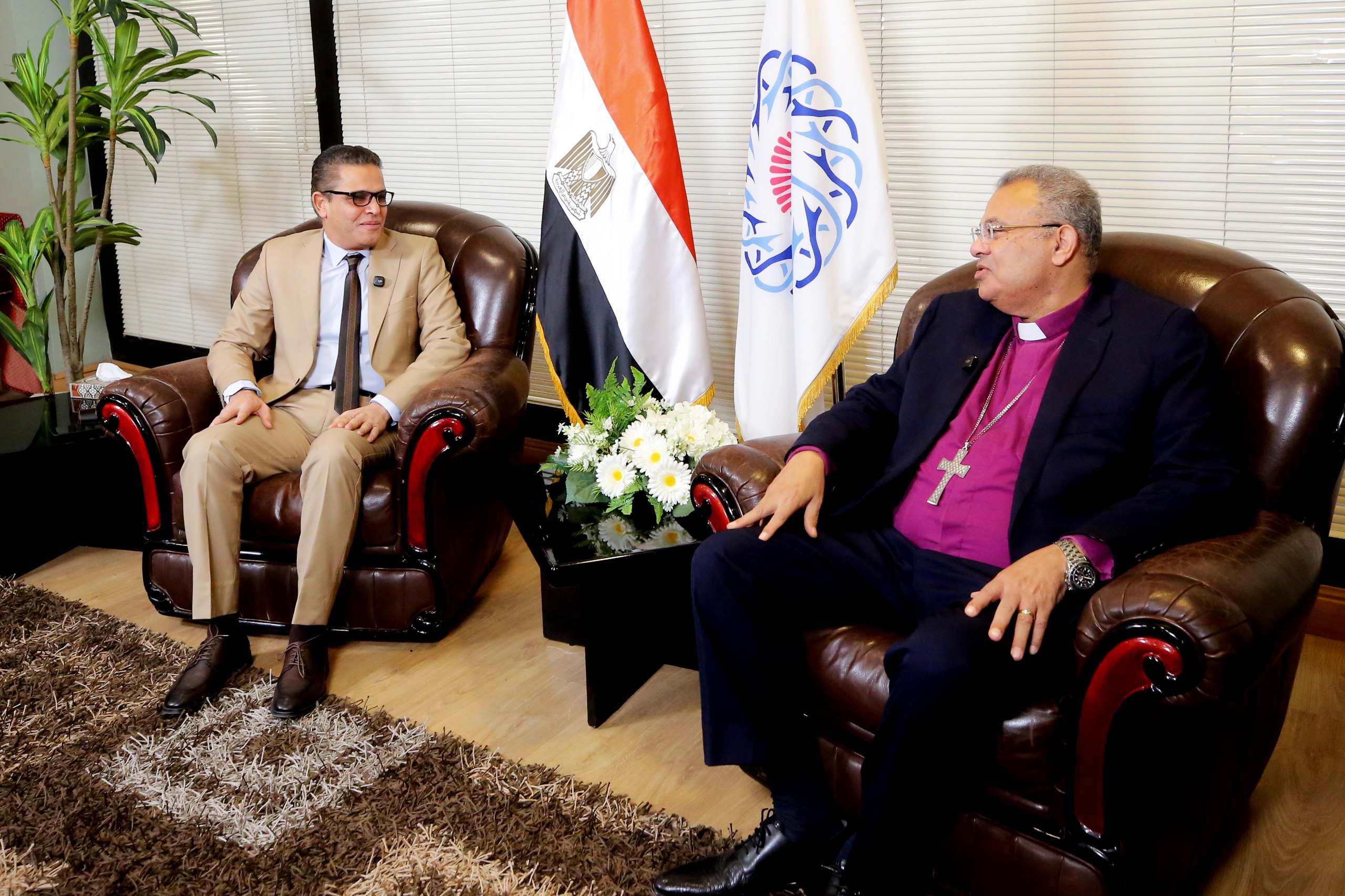 جانب من لقاء رئيس تحرير اليوم السابع والدكتور القس أندريه زكى