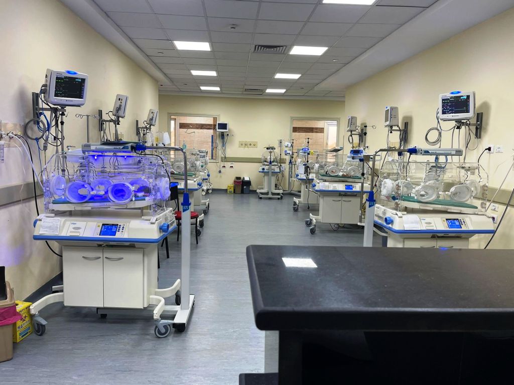 حضانات بالمستشفيات