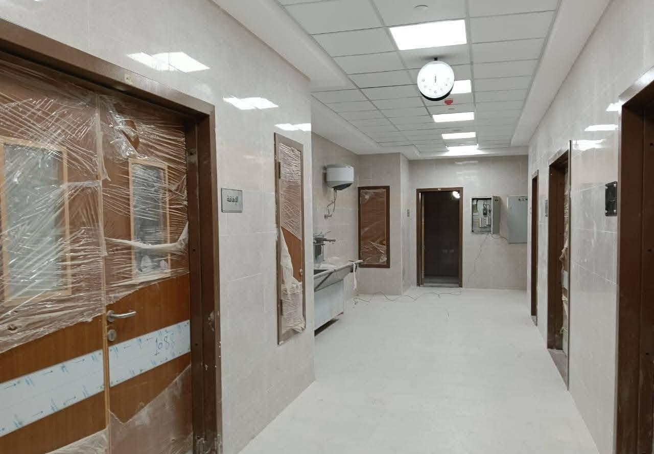 التجهيزات النهائية بالمستشفى