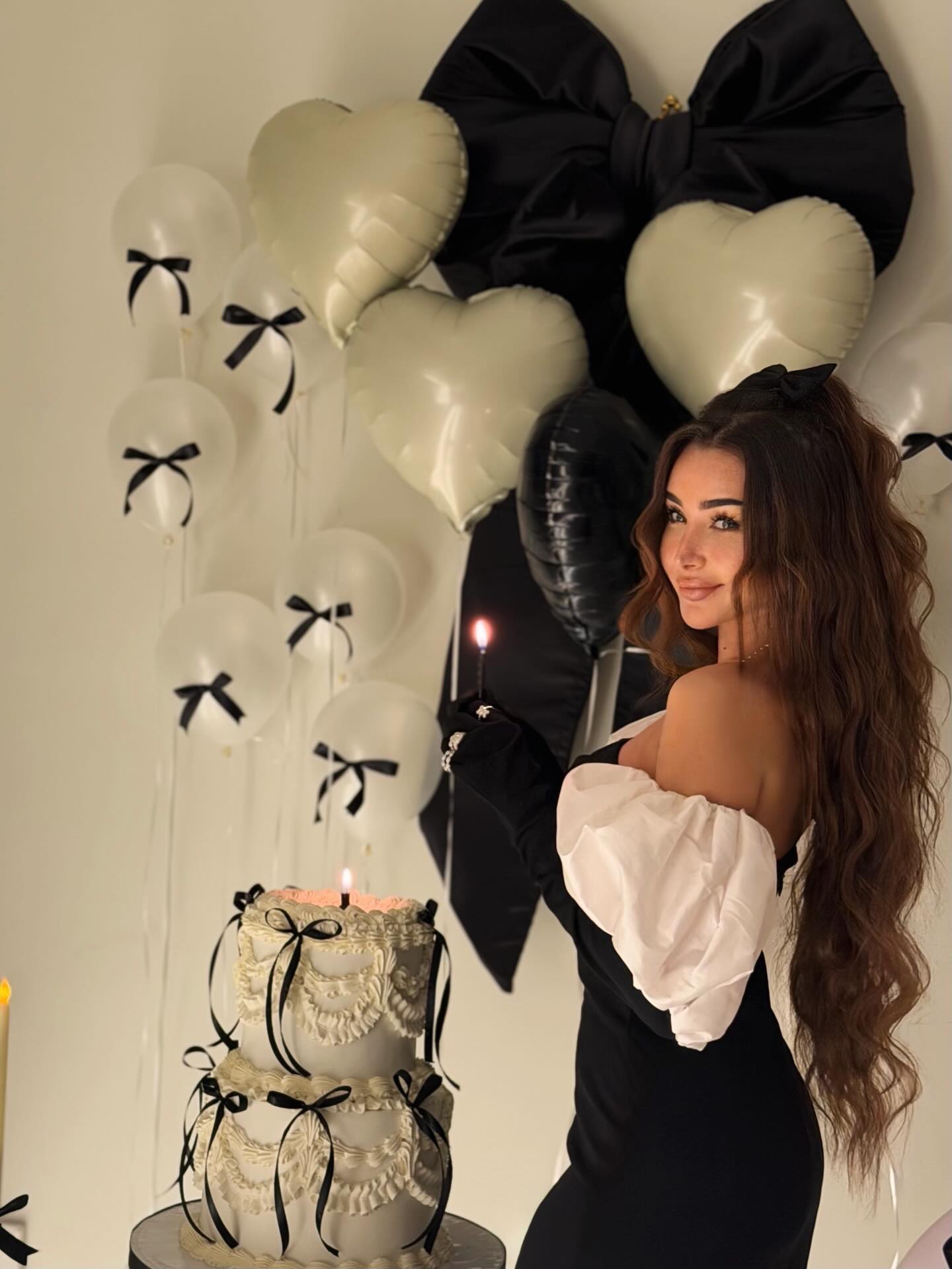 هنا الزاهد من جلسة تصوير عيد ميلادها