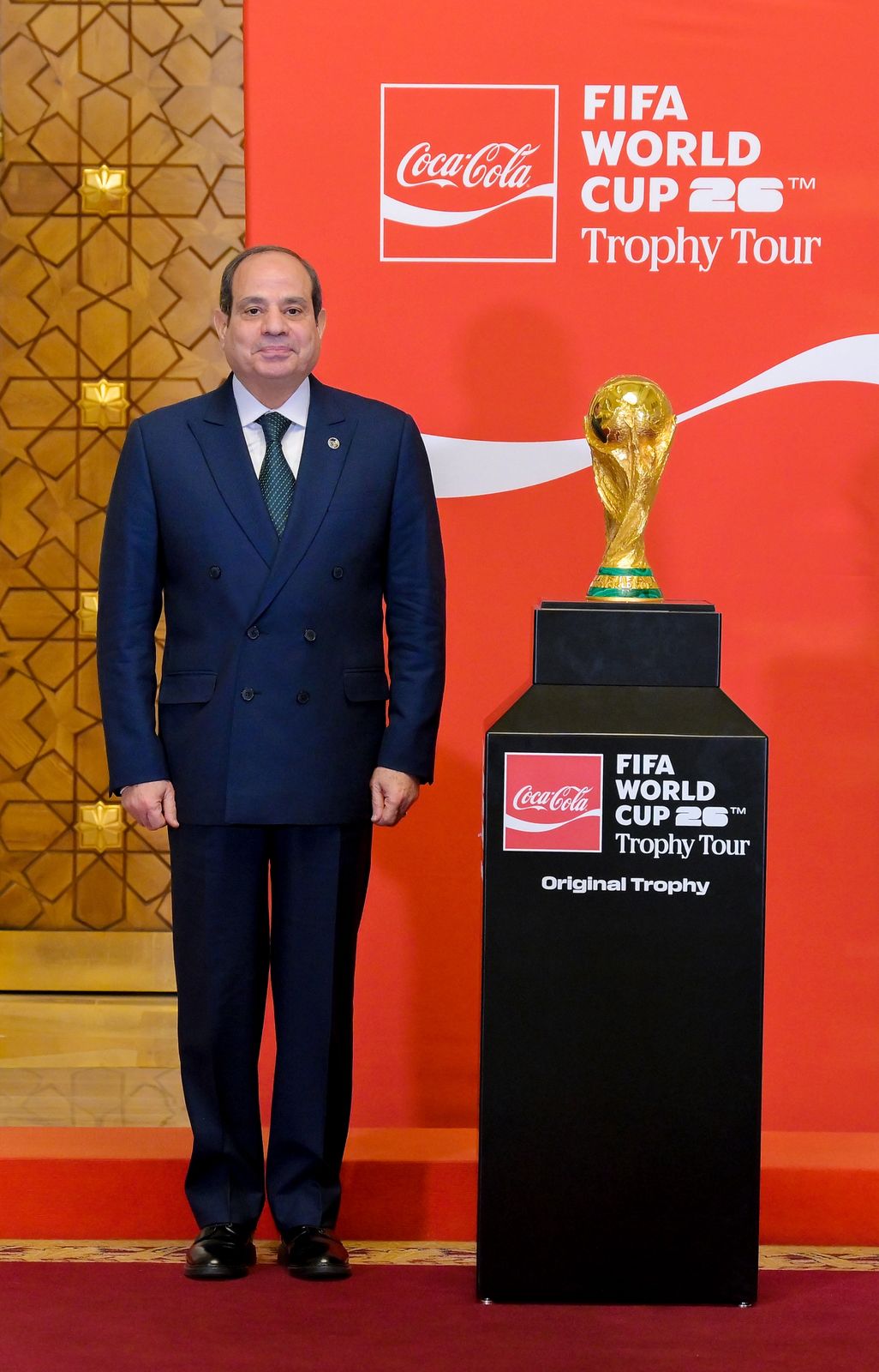 الرئيس السيسى يستقبل وفد فيفا فى إطار الجولة الترويجية لكأس العالم (1)