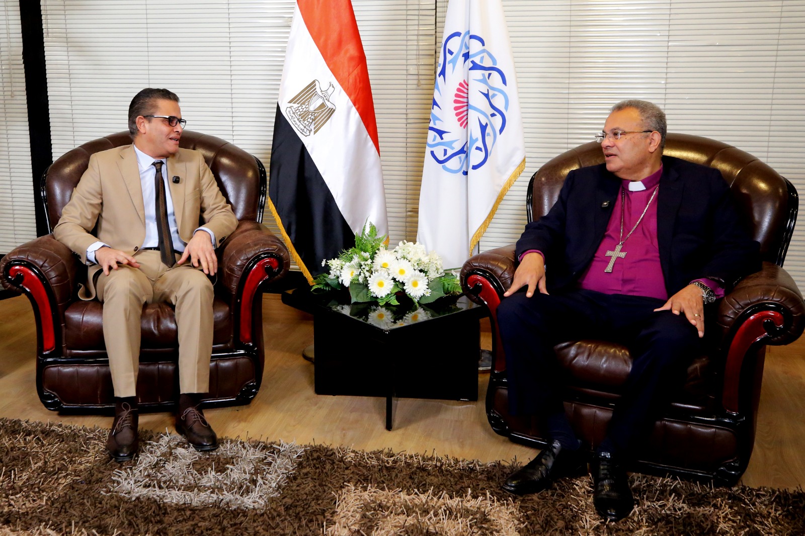 الدكتور أندريه زكى رئيس الطائفة الإنجيلية والكاتب الصحفى عبدالفتاح عبدالمنعم رئيس تحرير اليوم السابع