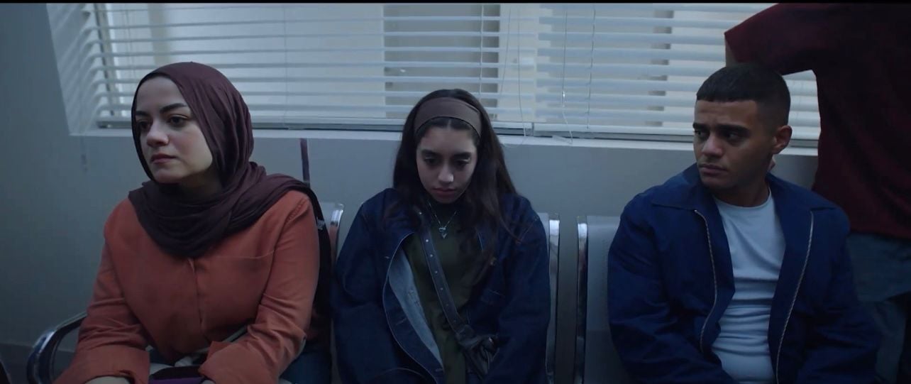 التحقيق مع ياسمينا العبد بعد انتحار چلا هشام في مسلسل ميدترم (3)