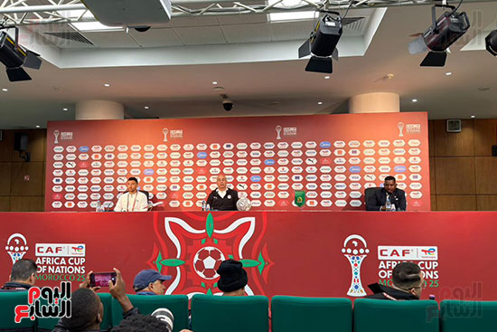  حسام حسن، فى المؤتمر الصحفى قبل مباراة الغد (4)