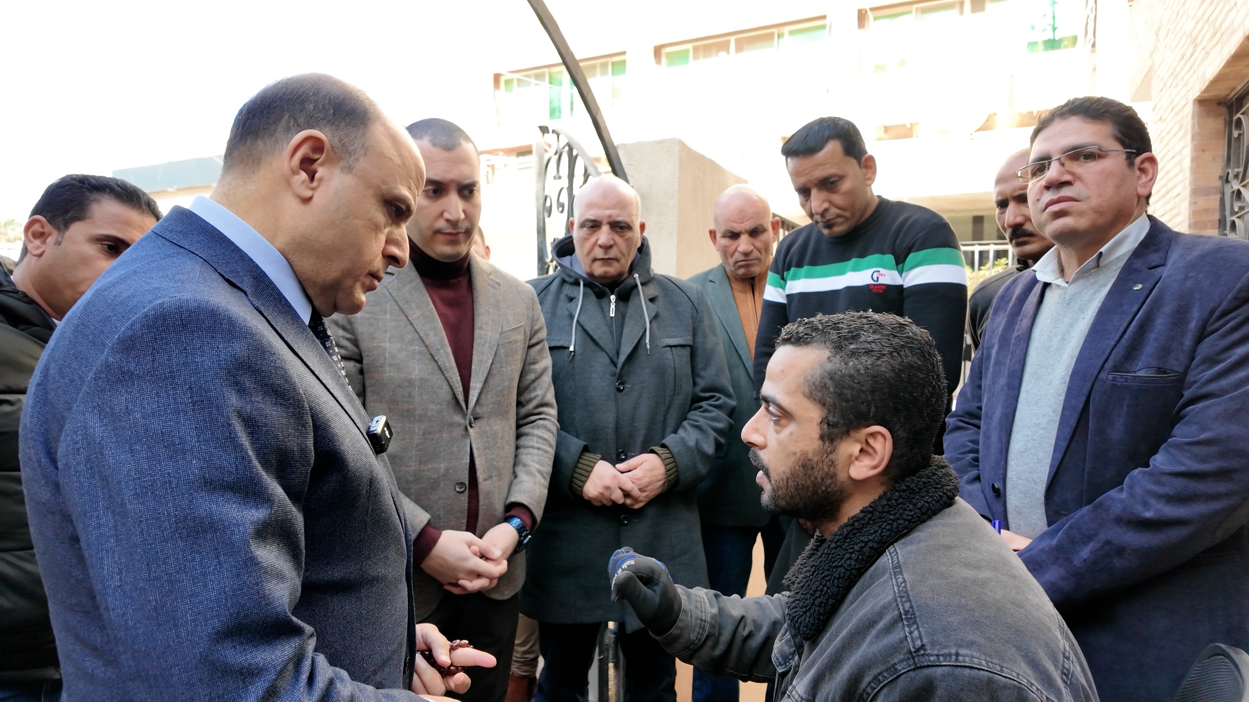 محافظ كفر الشيخ يلتقي بالمواطنين محافظ كفر الشيخ يلتقي بالمواطنين